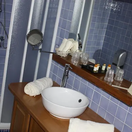Le Marina B Hotel