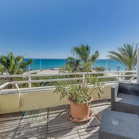 Le Marina B