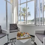 Le Marina B 2*
