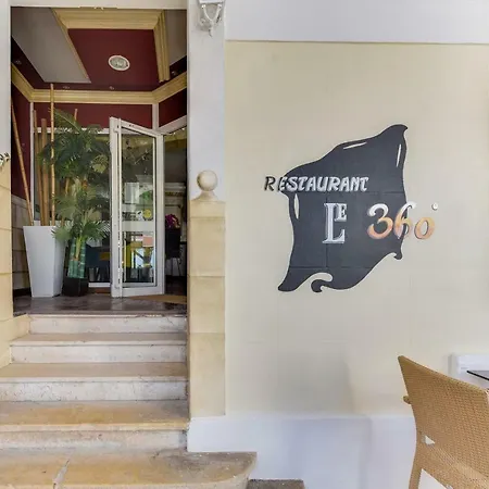 Le Marina B Hotel 2*