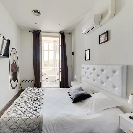 Le Marina B 2* La Ciotat